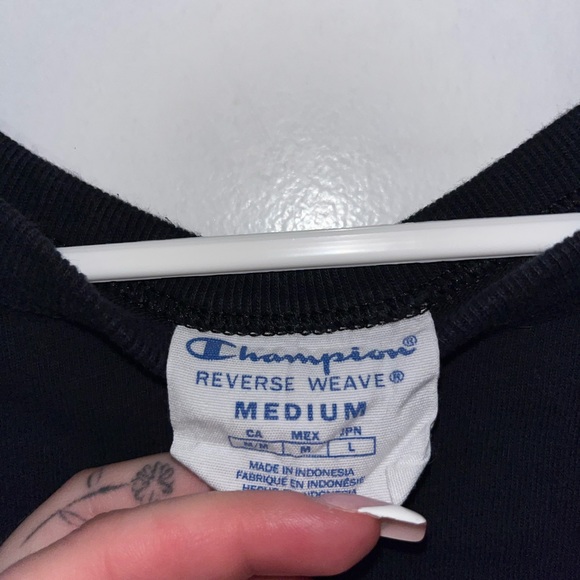 Champions Crop Top - Picture 3 of 3